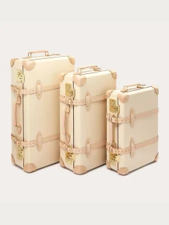 Globe-Trotter Safari 30" Trolley Case