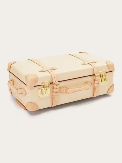 Globe-Trotter Safari 26" Trolley Case